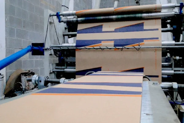 sacolas-personalizadas-kraft-samppel-embalagens-cajamar-3